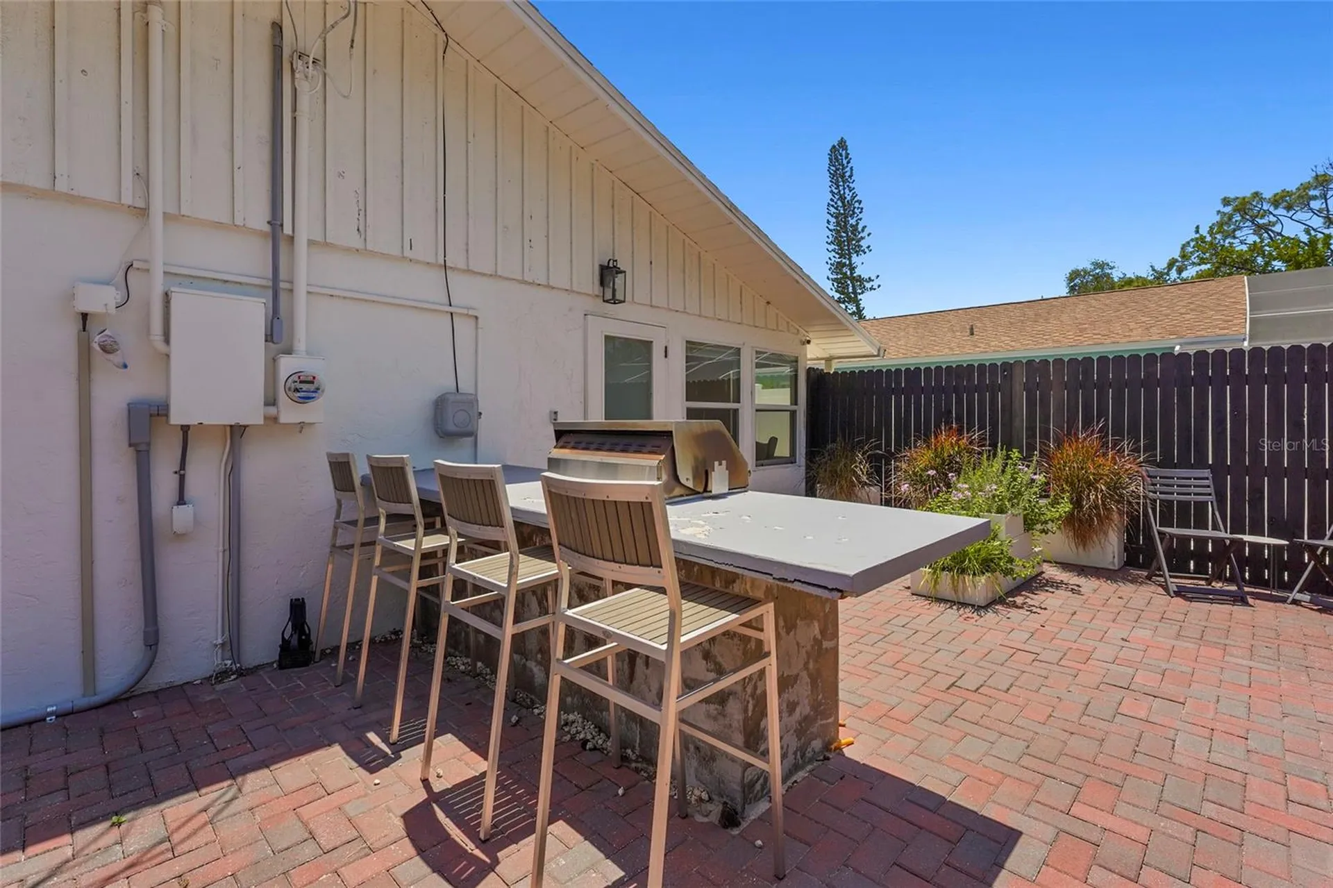 831 Winter Garden Drive Sarasota FL 34243