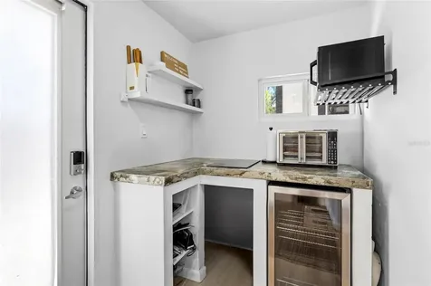 831 Winter Garden Drive Sarasota FL 34243