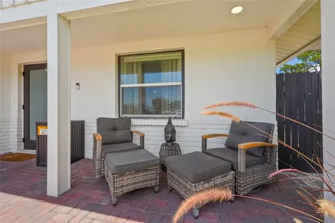 831 Winter Garden Drive Sarasota FL 34243
