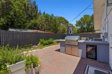 831 Winter Garden Drive Sarasota FL 34243