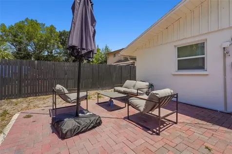 831 Winter Garden Drive Sarasota FL 34243