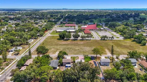 831 Winter Garden Drive Sarasota FL 34243