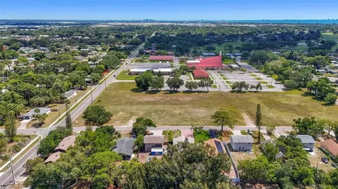 831 Winter Garden Drive Sarasota FL 34243
