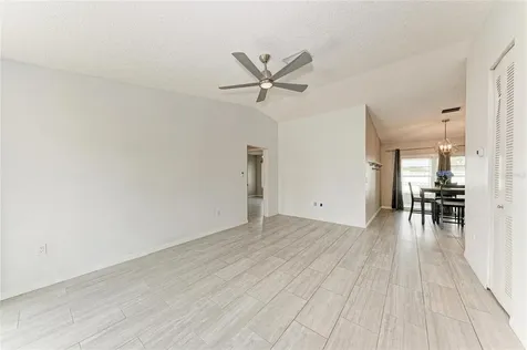 4110 39th Ave W Bradenton FL 34205