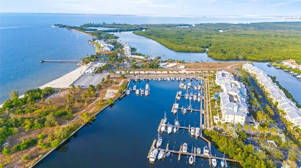 611 Destiny Drive Ruskin FL 33570