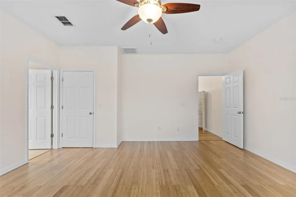 1372 Riserva Lane Palm Harbor FL 34683