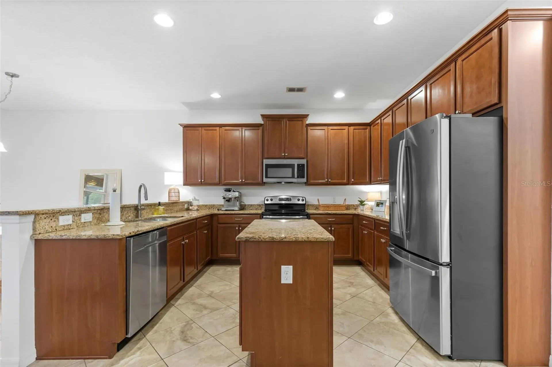 1372 Riserva Lane Palm Harbor FL 34683
