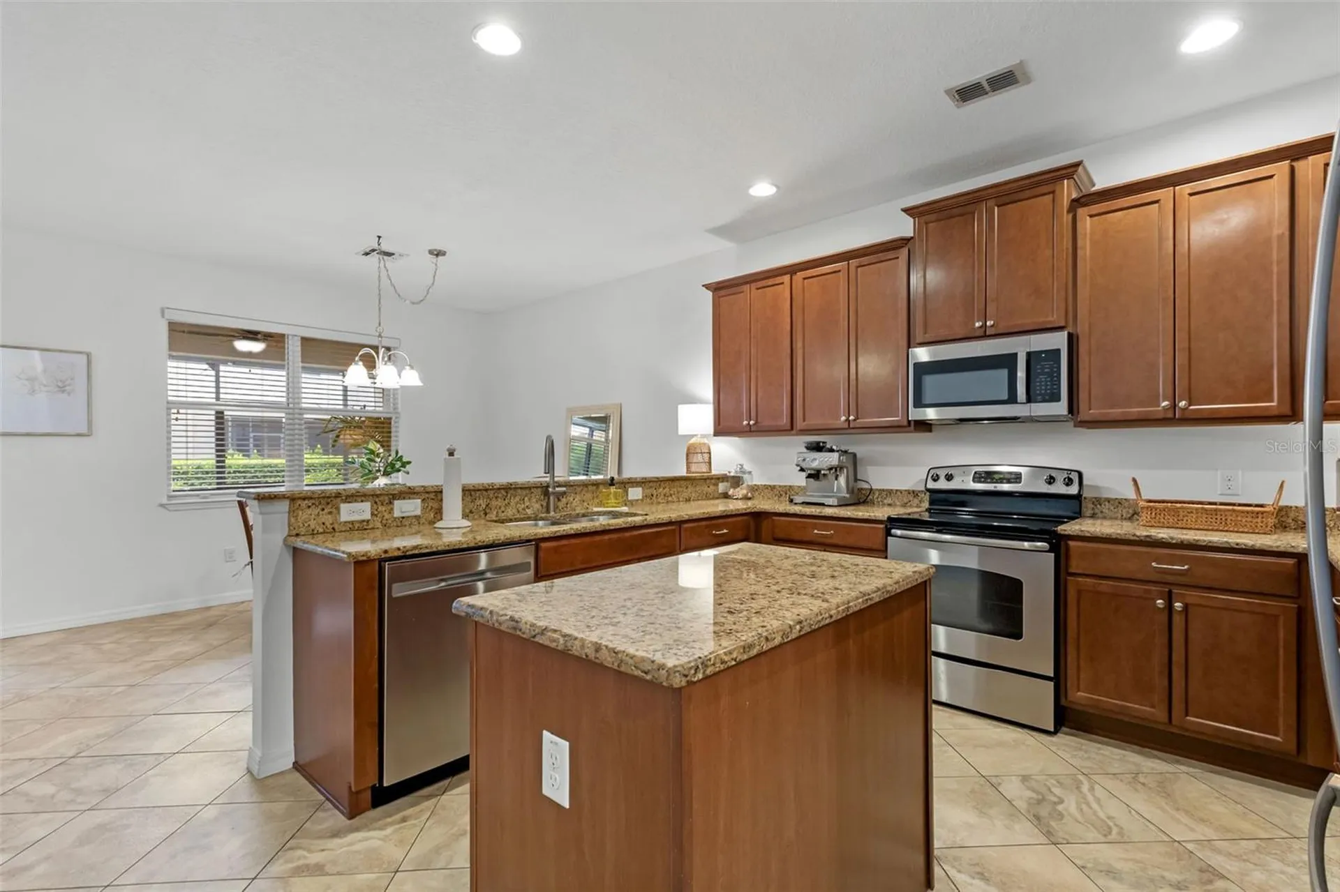 1372 Riserva Lane Palm Harbor FL 34683