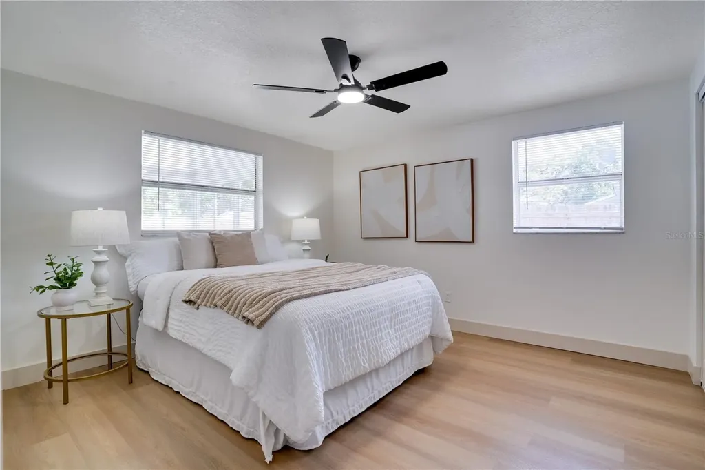 8974 91st Street Seminole FL 33777