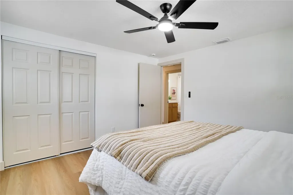 8974 91st Street Seminole FL 33777