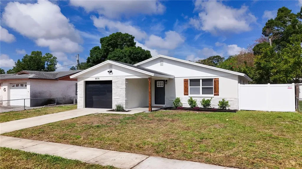 8974 91st Street Seminole FL 33777