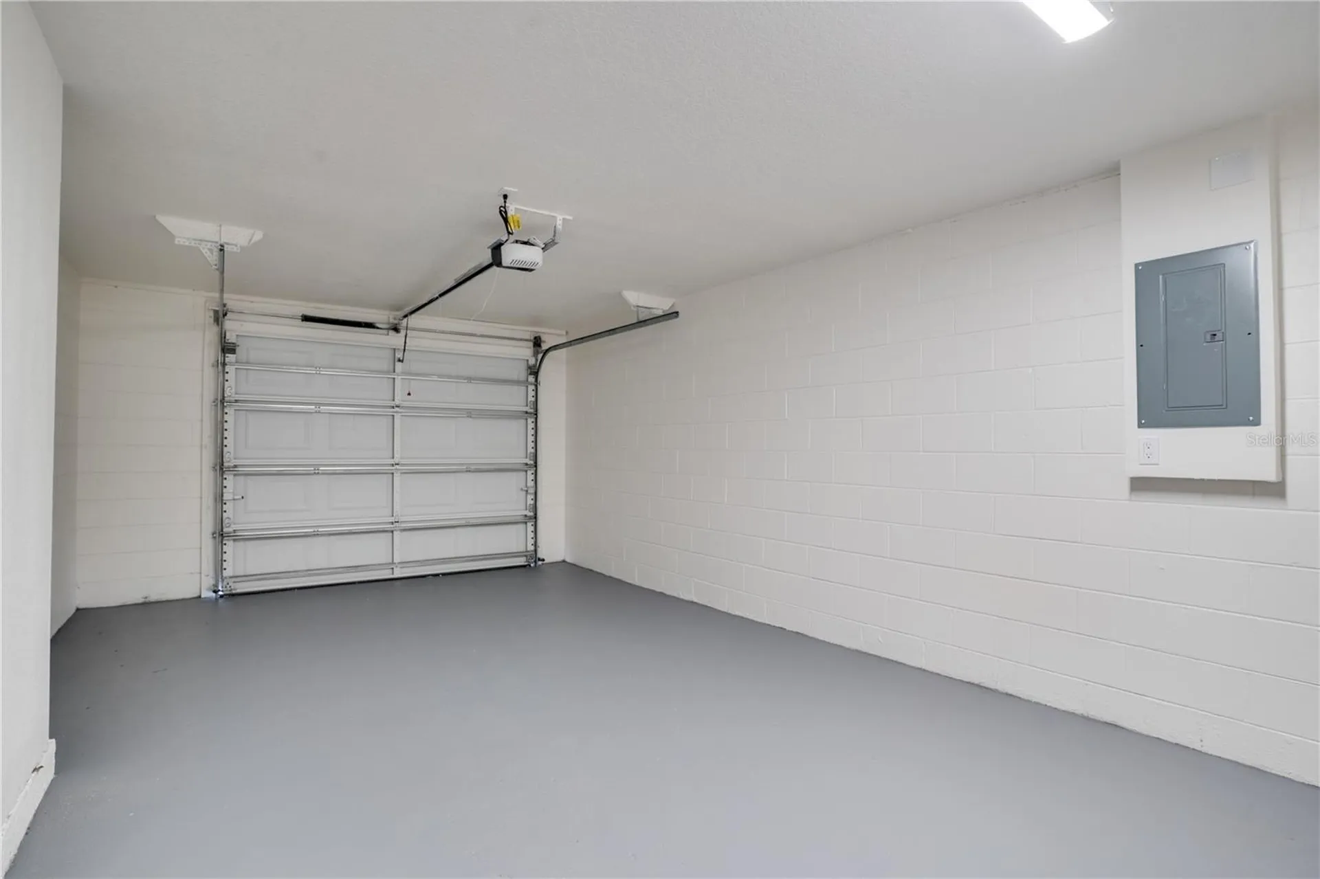 8974 91st Street Seminole FL 33777