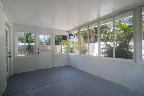 8974 91st Street Seminole FL 33777