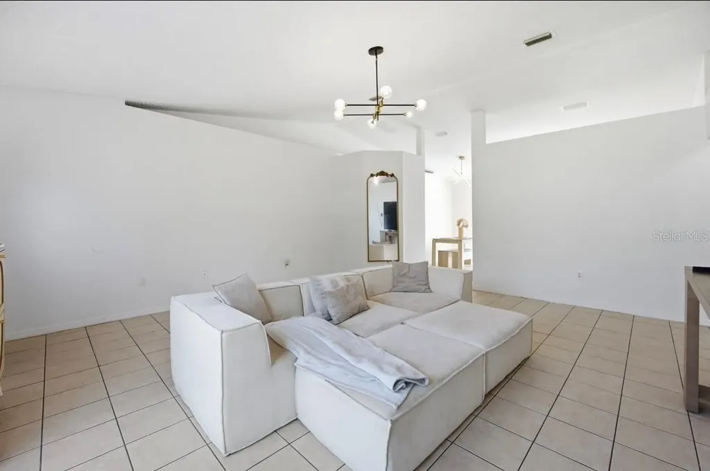 6 Bahia Trace Loop Ocala FL 34472