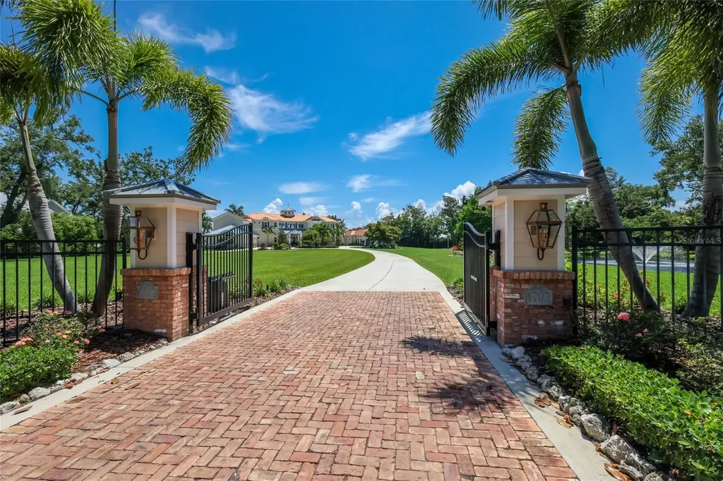1707 71st Street NW Bradenton FL 34209