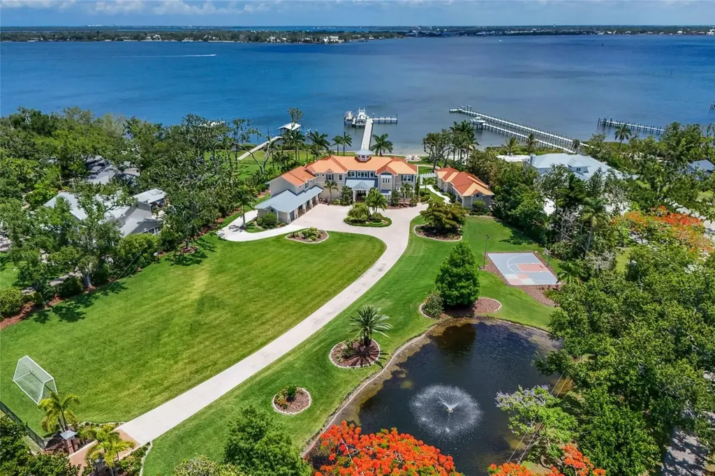 1707 71st Street NW Bradenton FL 34209