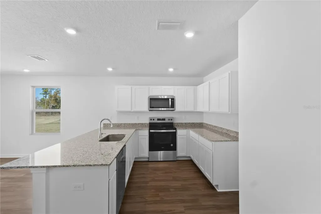 16294 NW 143rd Way Alachua FL 32615