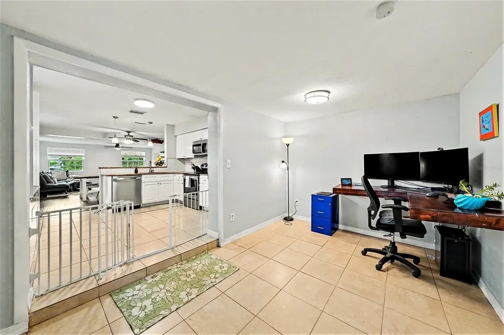 3901 13th Avenue N St Petersburg FL 33713