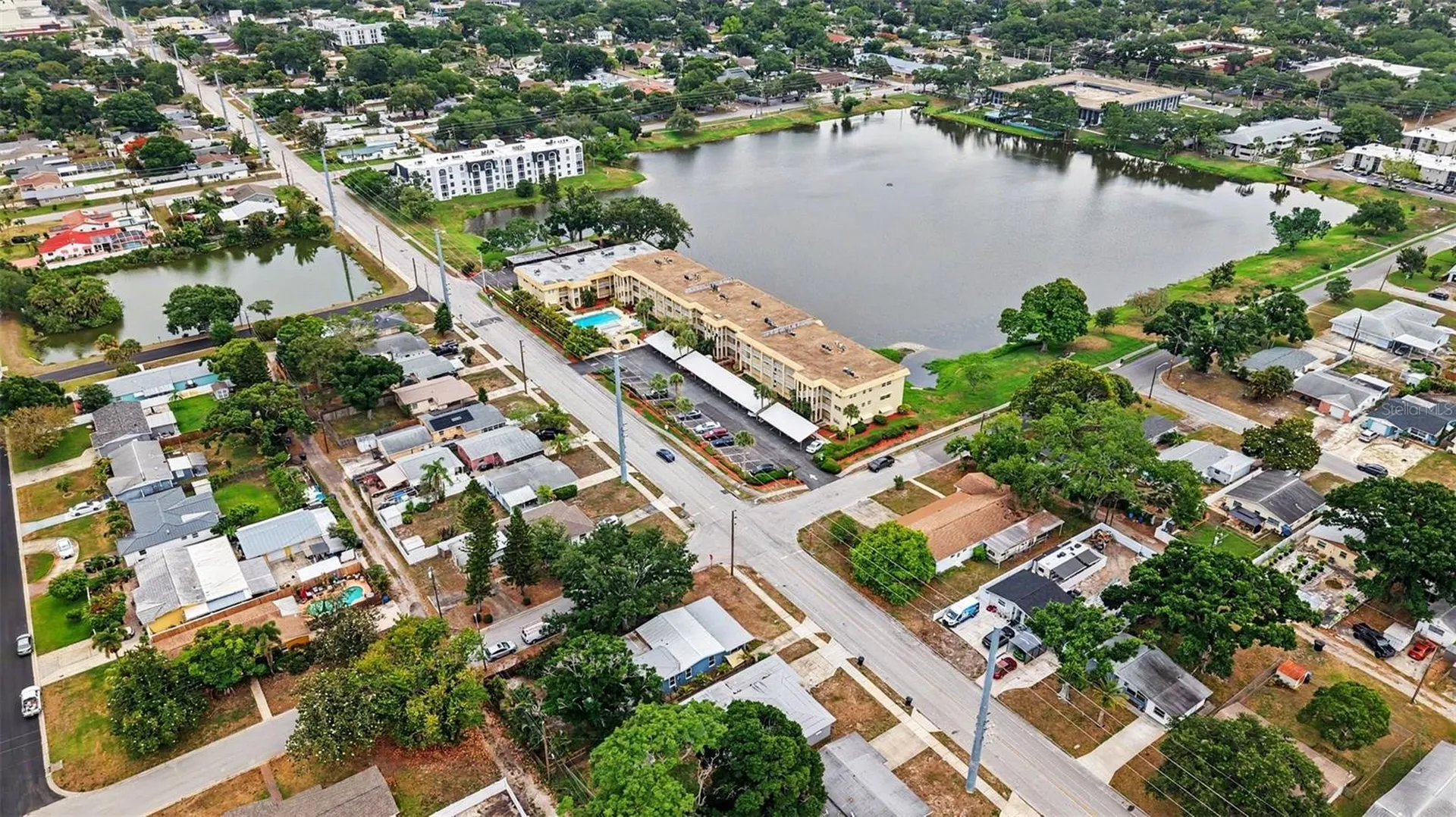 3901 13th Avenue N St Petersburg FL 33713