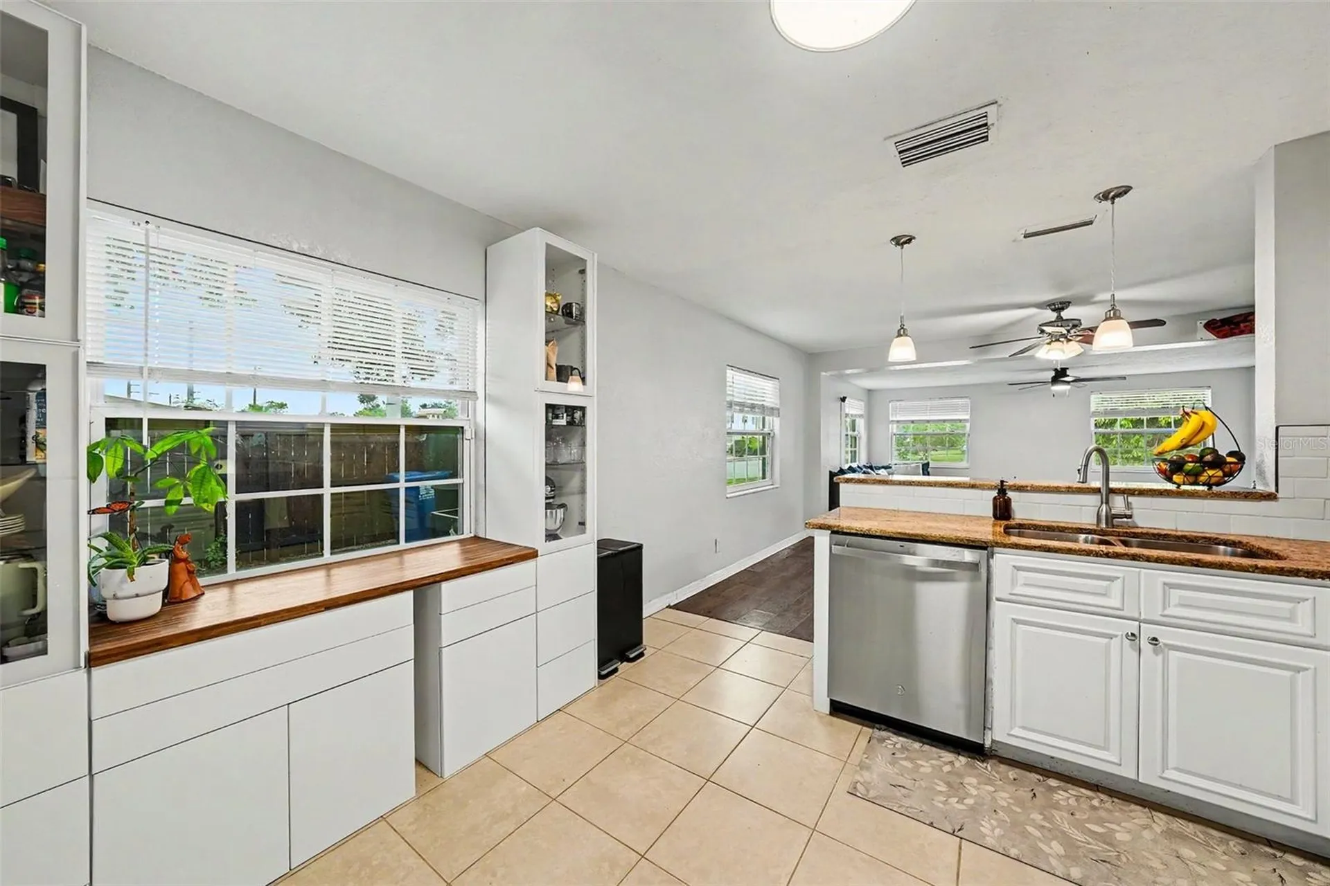 3901 13th Avenue N St Petersburg FL 33713