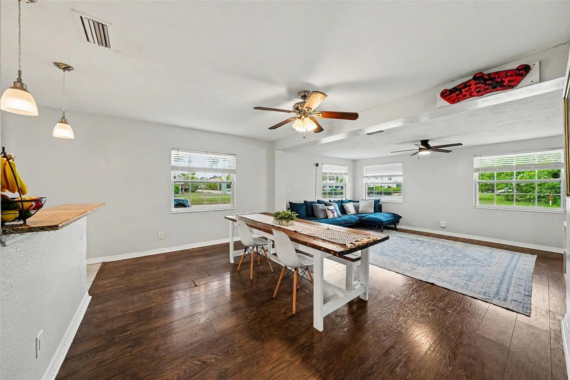 3901 13th Avenue N St Petersburg FL 33713