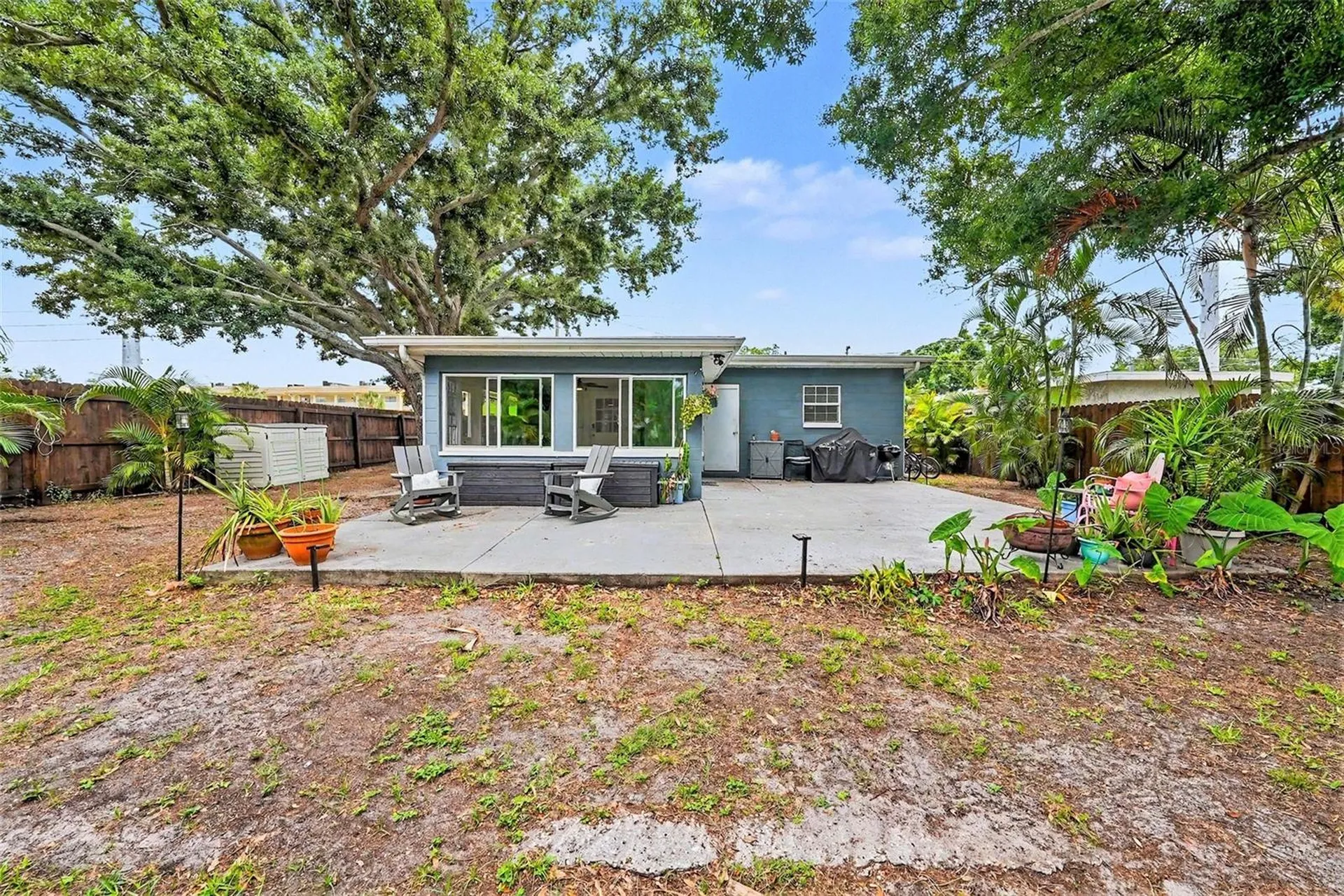 3901 13th Avenue N St Petersburg FL 33713