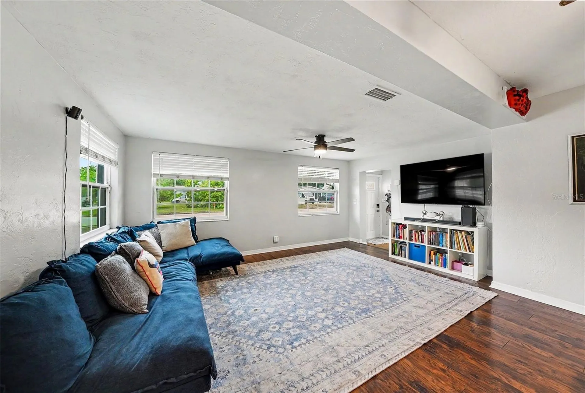3901 13th Avenue N St Petersburg FL 33713
