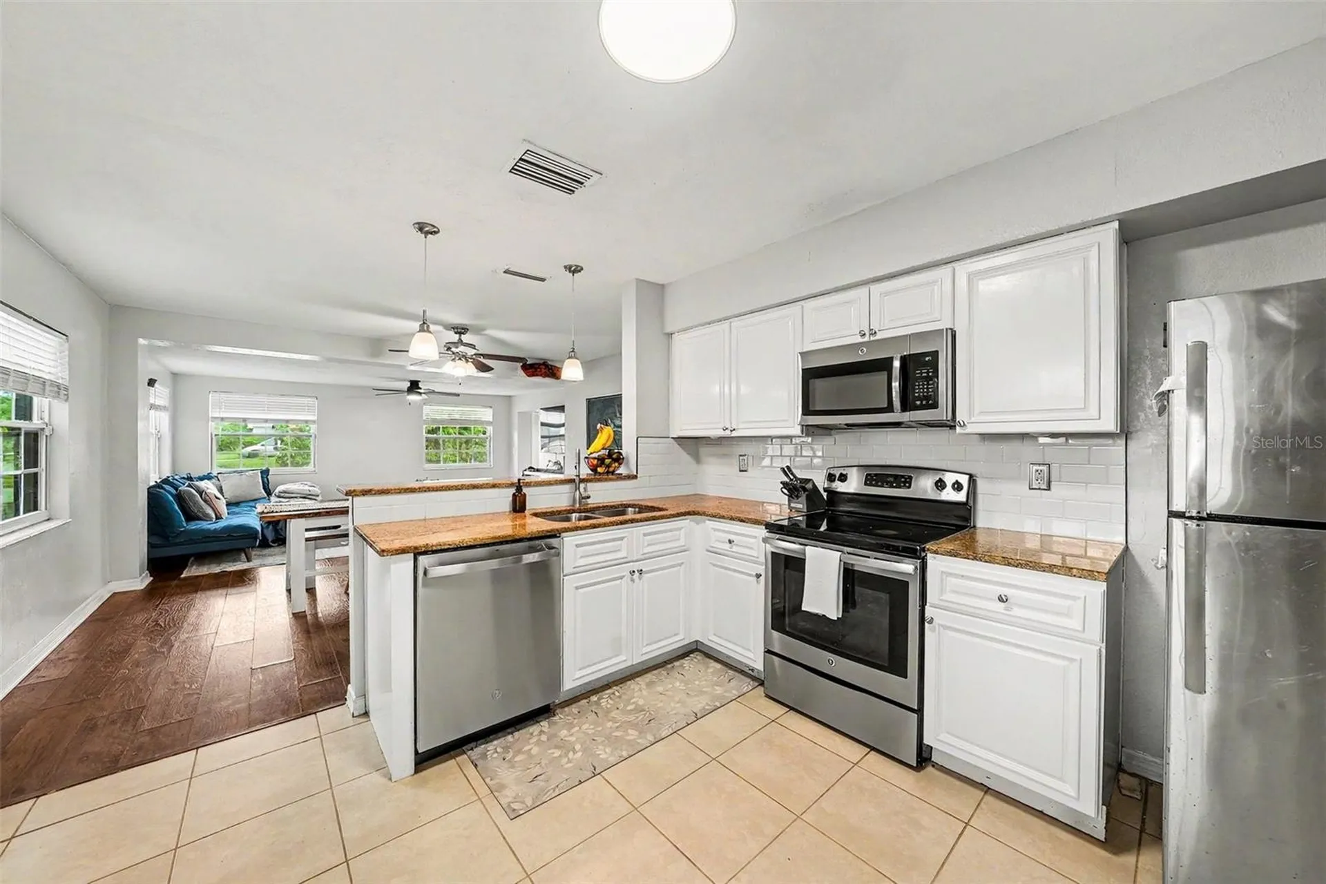 3901 13th Avenue N St Petersburg FL 33713