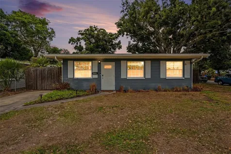 3901 13th Avenue N St Petersburg FL 33713