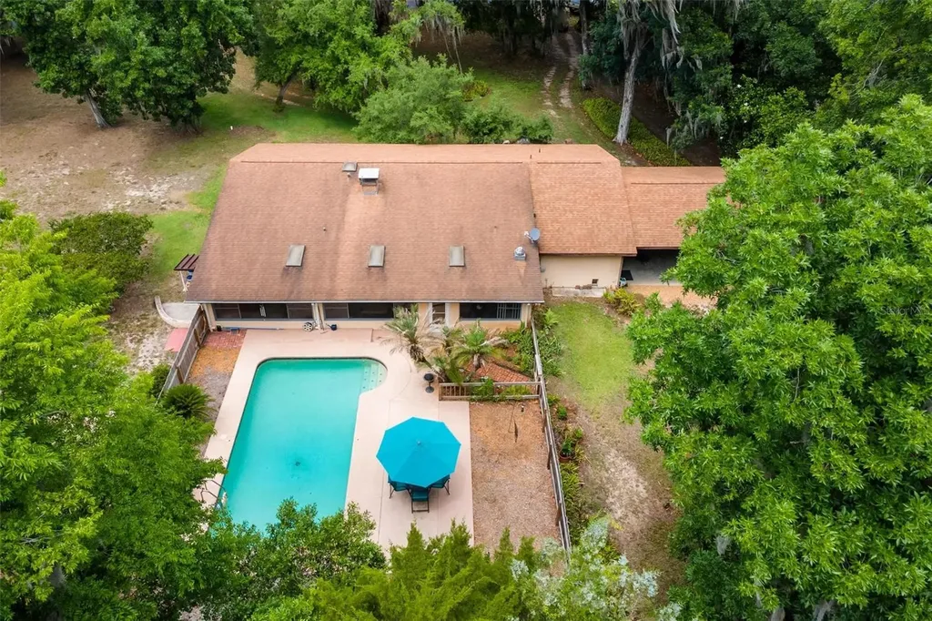 6400 Sunnyside Drive Leesburg FL 34748