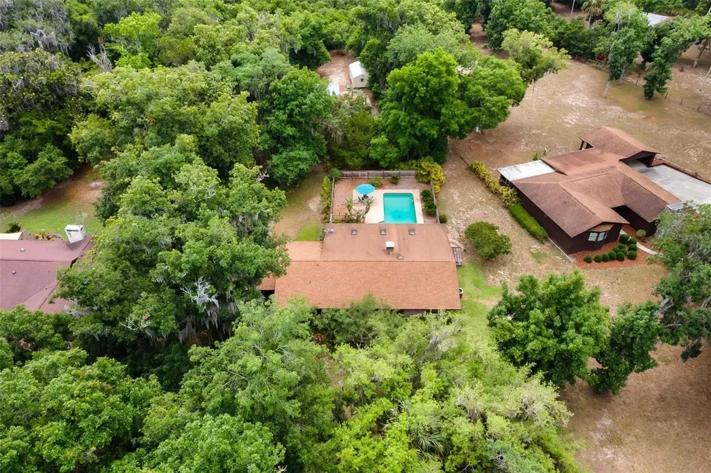 6400 Sunnyside Drive Leesburg FL 34748