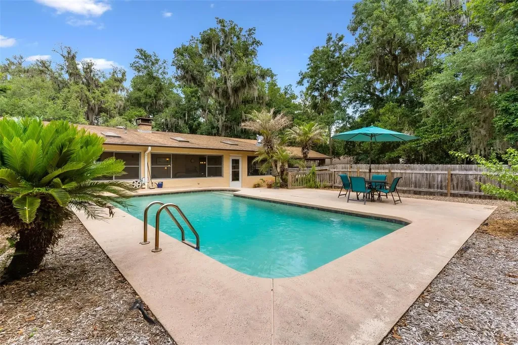 6400 Sunnyside Drive Leesburg FL 34748