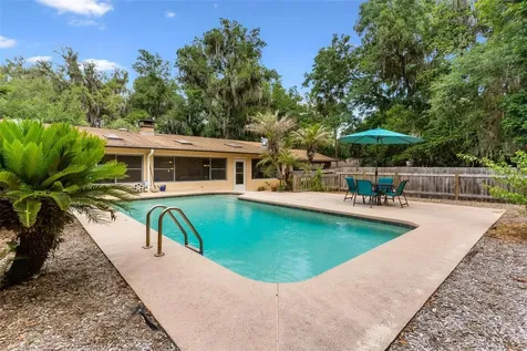 6400 Sunnyside Drive Leesburg FL 34748