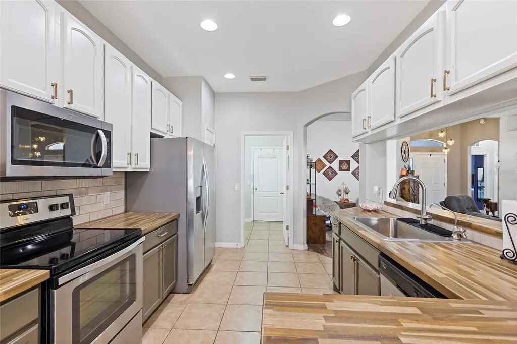 3406 Grove Blossom Lane Plant City FL 33567