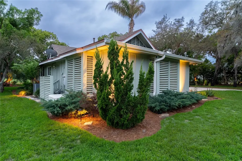 550 Bottlebrush Court New Smyrna Beach FL 32168
