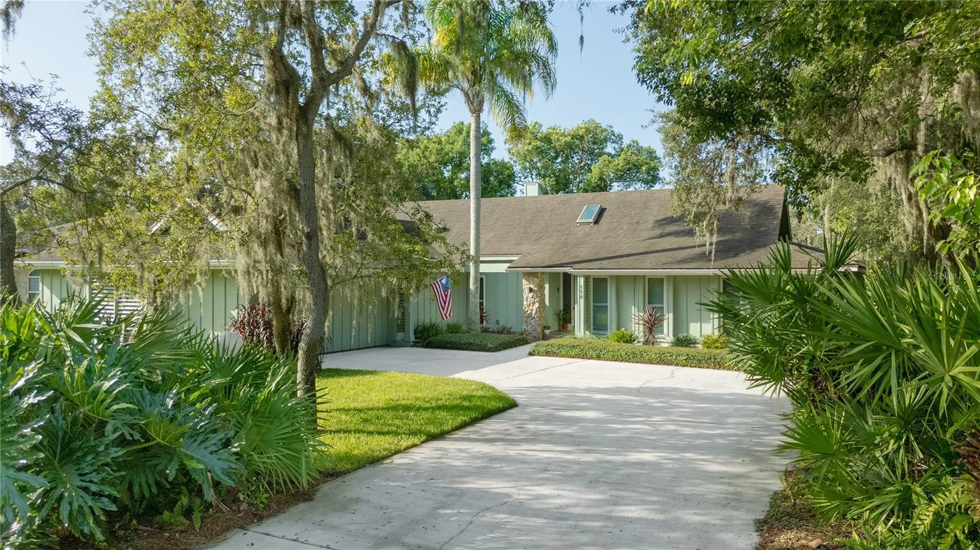 550 Bottlebrush Court New Smyrna Beach FL 32168