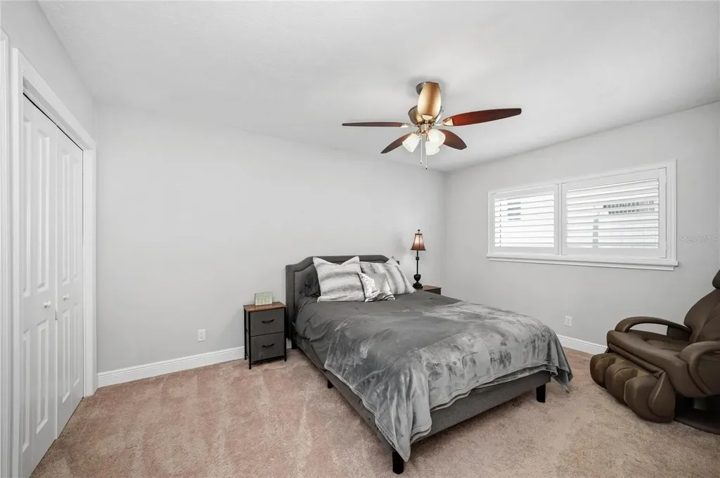 6129 Leeland Street S St Petersburg FL 33715