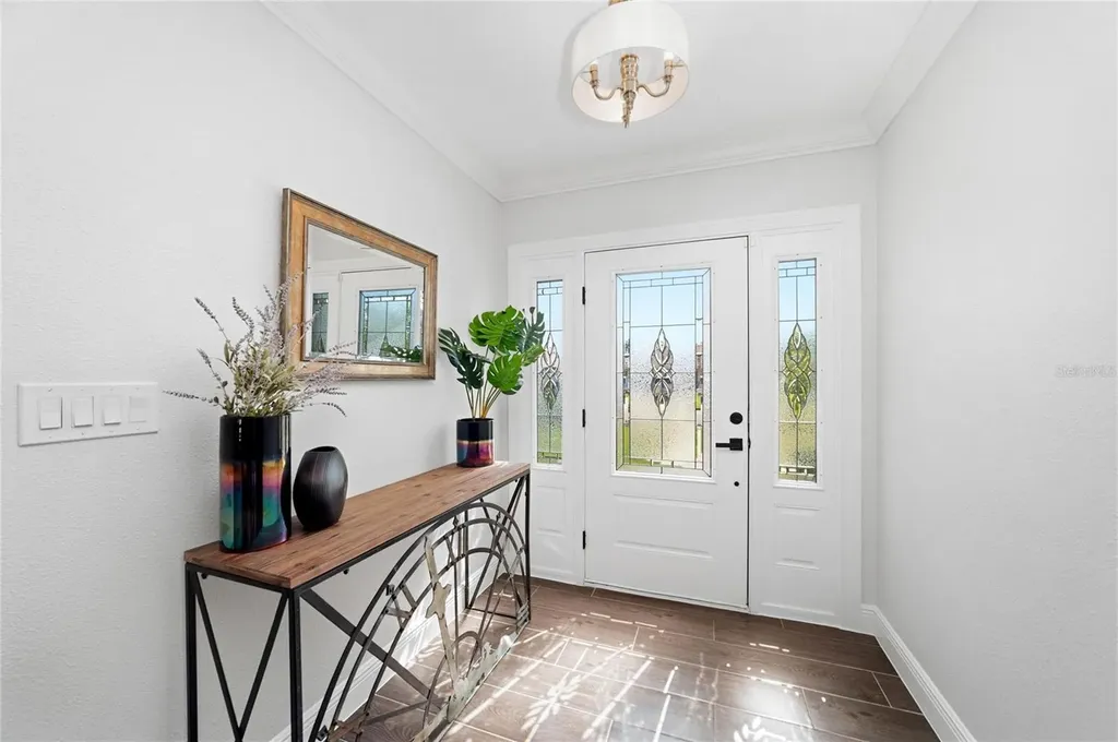 6129 Leeland Street S St Petersburg FL 33715