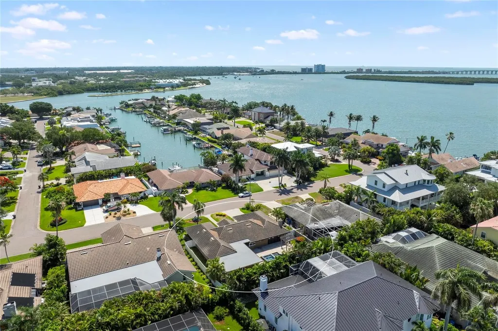 6129 Leeland Street S St Petersburg FL 33715
