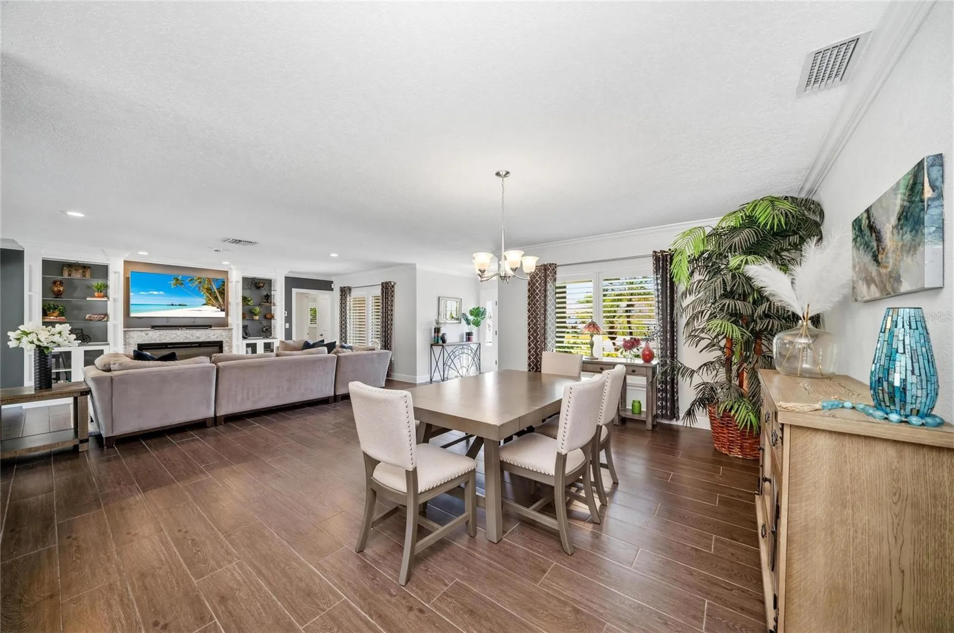6129 Leeland Street S St Petersburg FL 33715