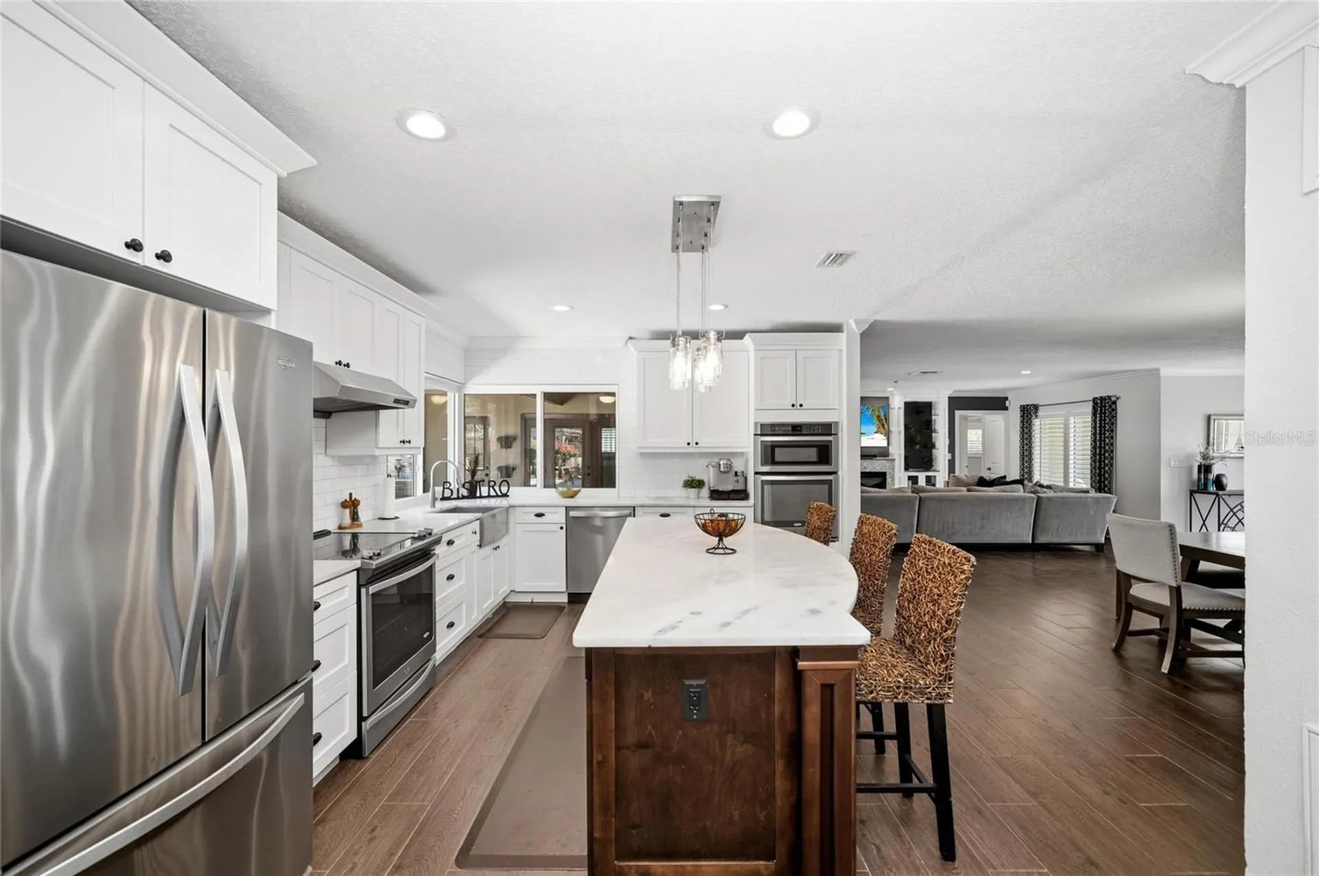 6129 Leeland Street S St Petersburg FL 33715