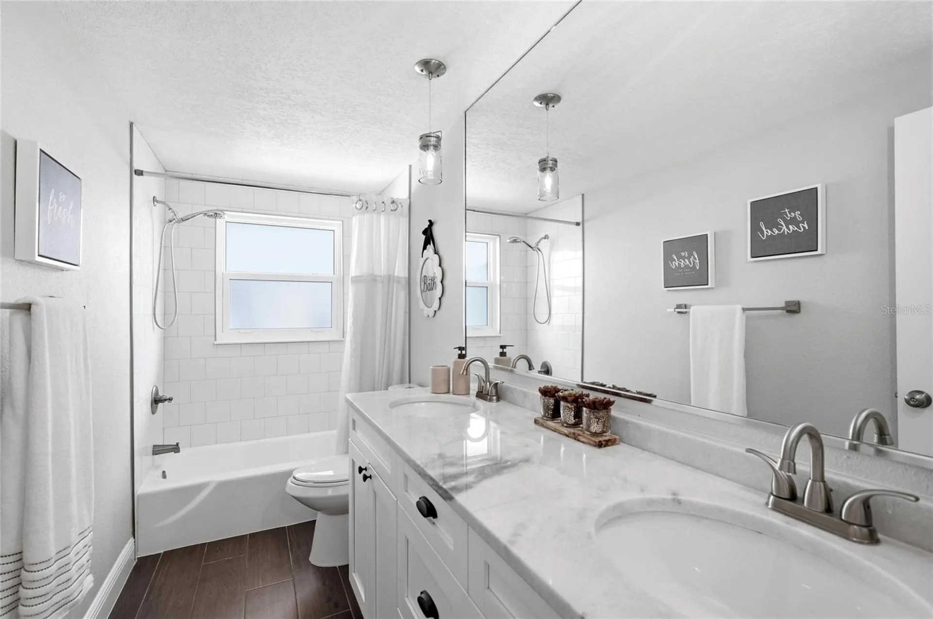 6129 Leeland Street S St Petersburg FL 33715