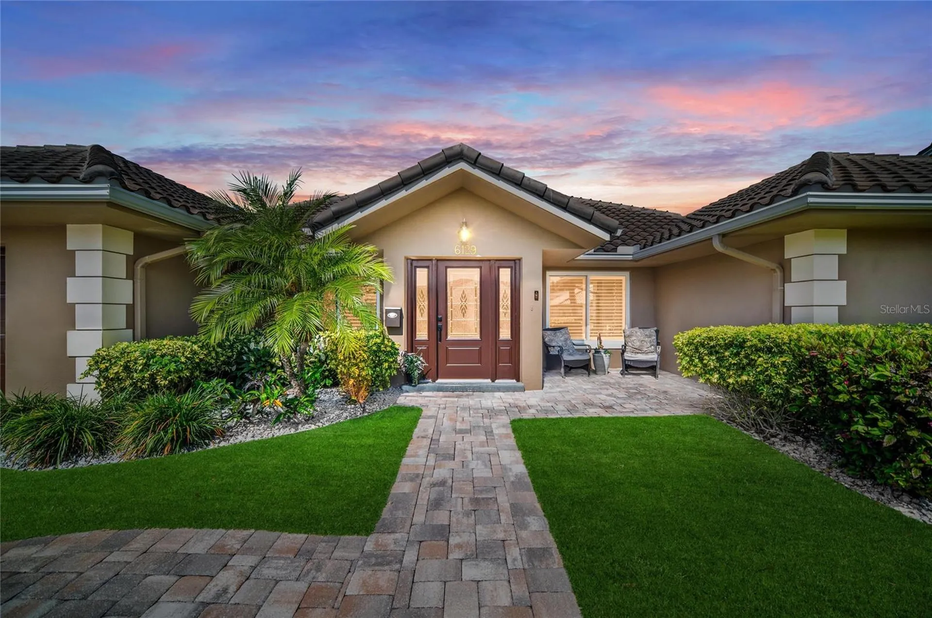 6129 Leeland Street S St Petersburg FL 33715