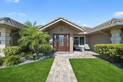 6129 Leeland Street S St Petersburg FL 33715