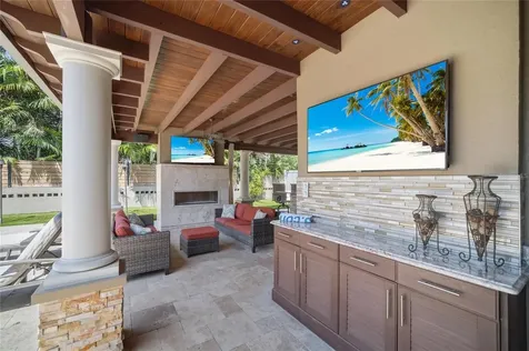 6129 Leeland Street S St Petersburg FL 33715