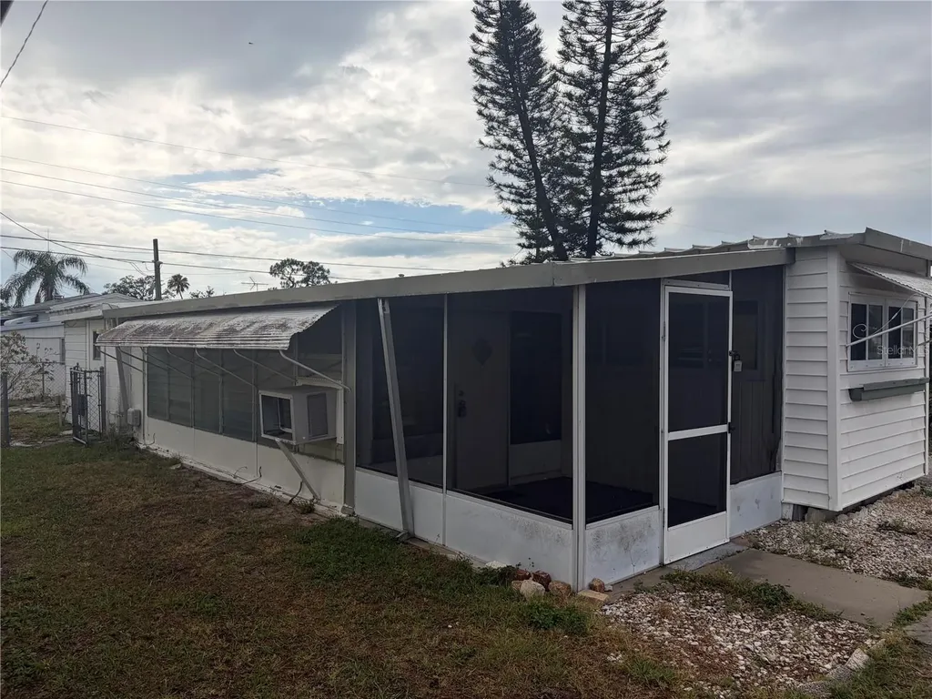2051 Orange Drive Holiday FL 34691