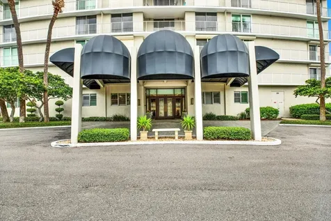 2611 Bayshore Boulevard Tampa FL 33629