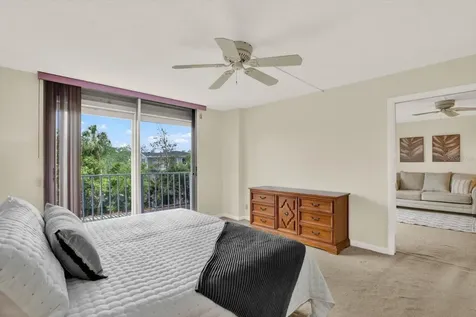 2611 Bayshore Boulevard Tampa FL 33629
