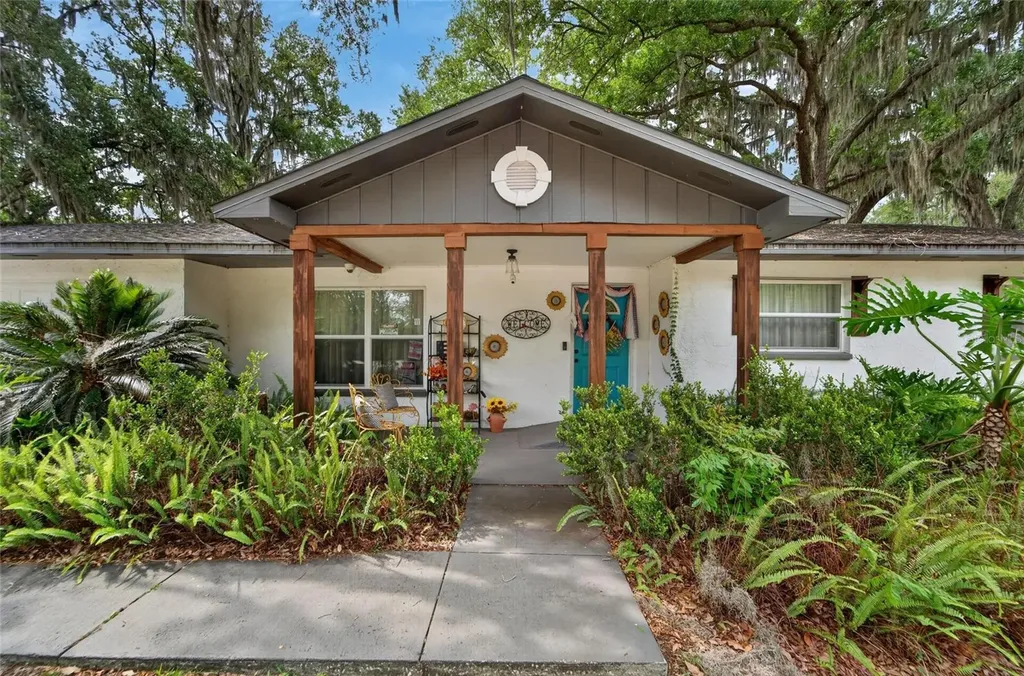 1740 Cherry Lane Lakeland FL 33811