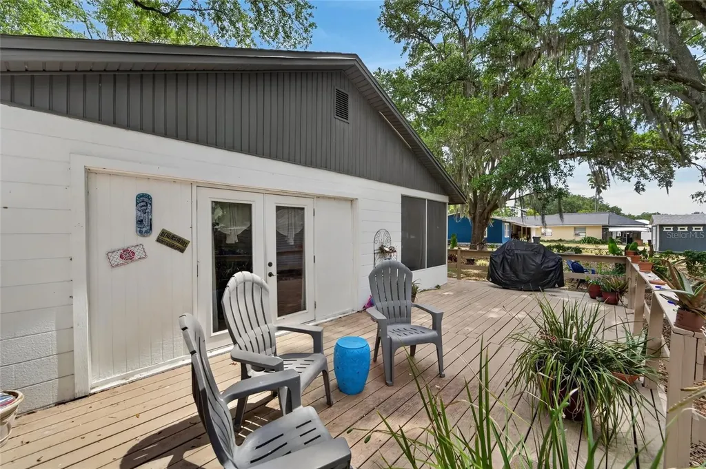 1740 Cherry Lane Lakeland FL 33811